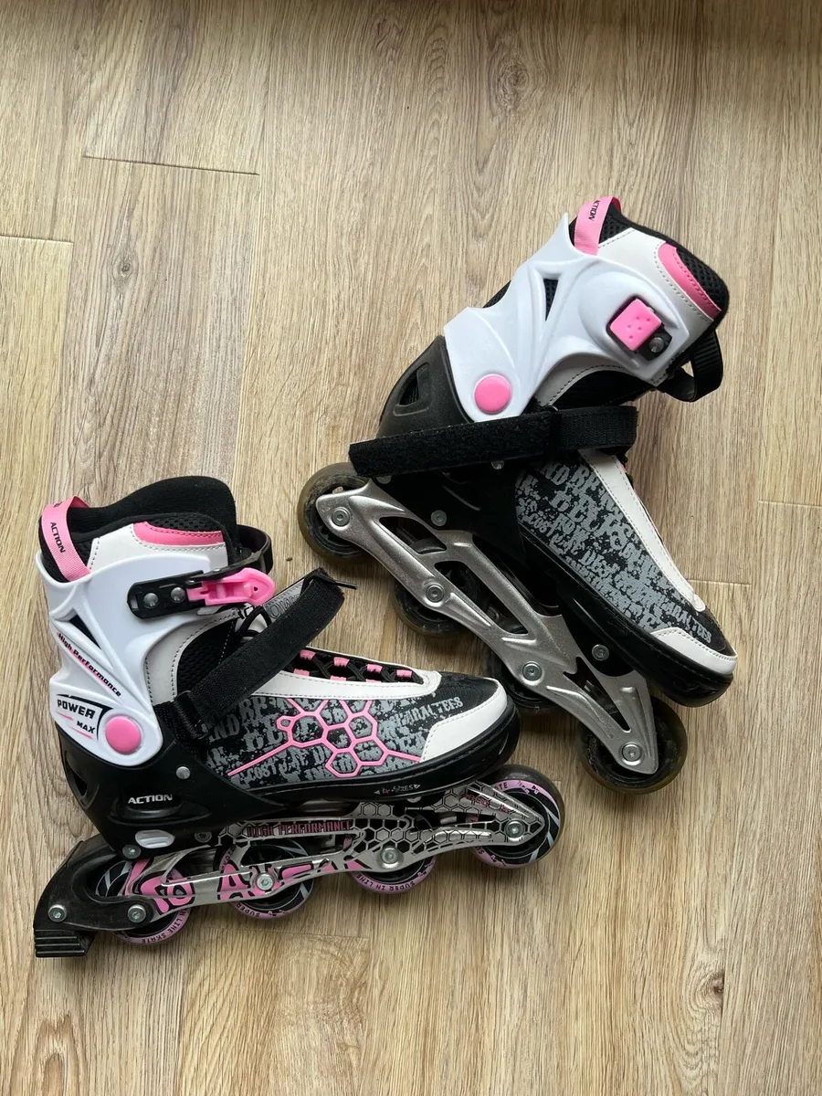 Rollerblades + Protective Gear (L – EU 40–43) - Image 1