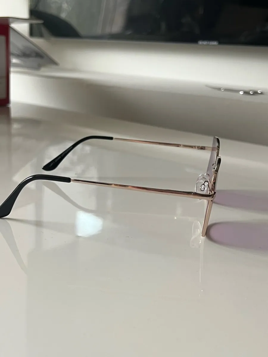 Purple Gradient Sunglasses – Never Worn - Image 3