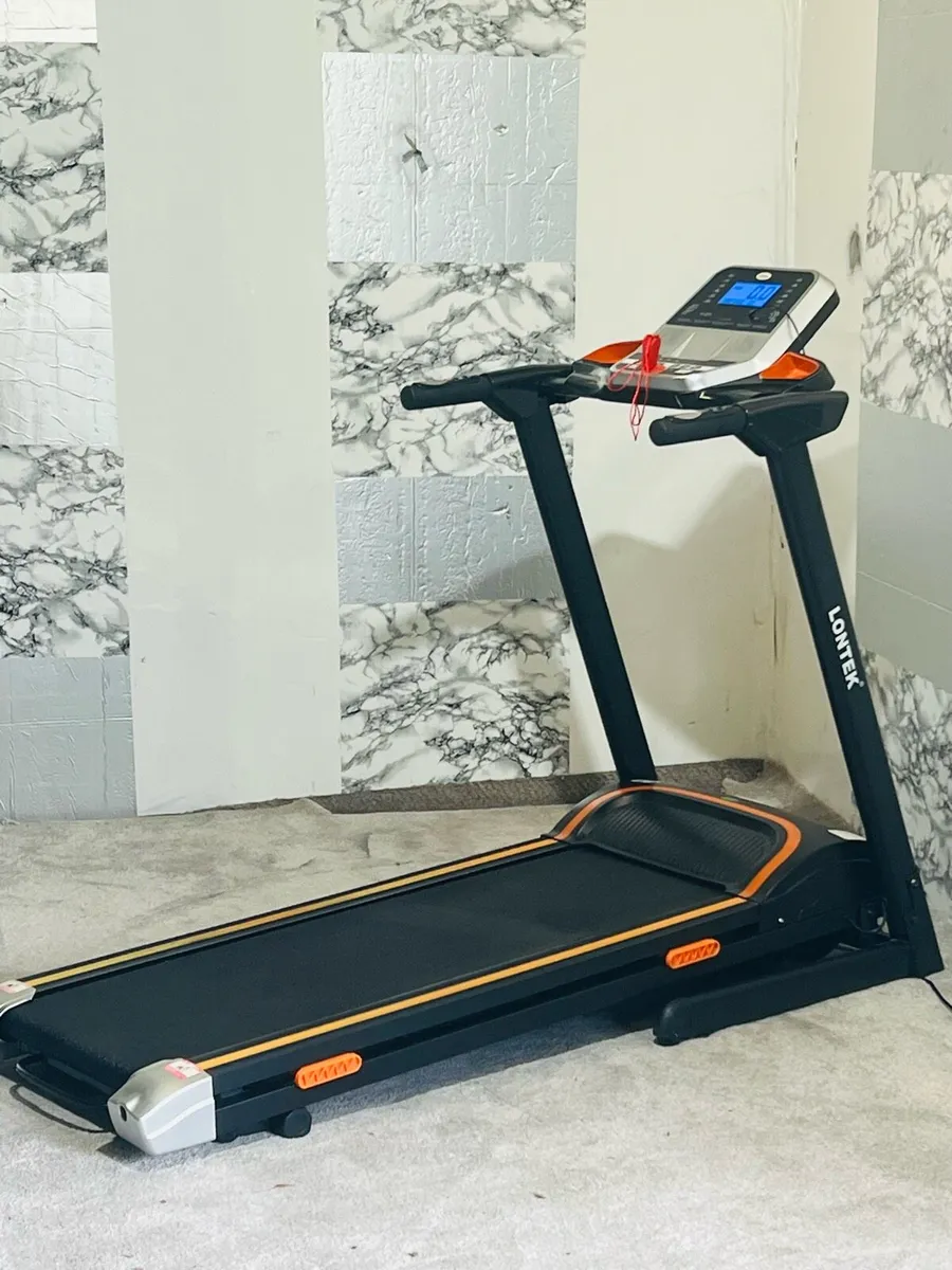 Motorised treadmill - Image 4