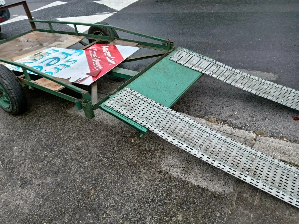 Transport trailer - Image 1