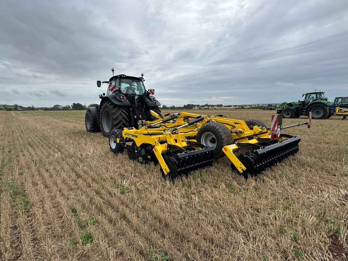 New Bednar 3 & 5 Meter Disc Harrows in stock - Image 4