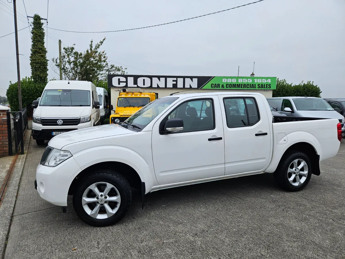 2015 NISSAN NAVARA  2.5L 6 SPEED ONLY 44K - Image 4