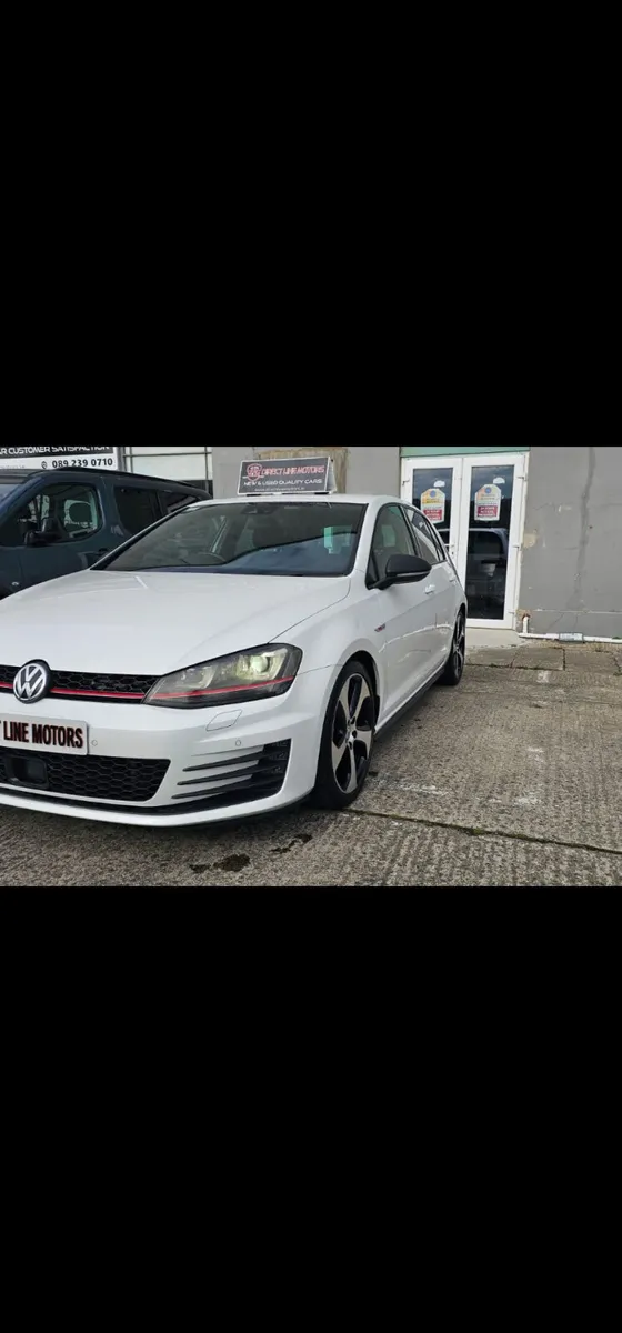 14 VW GOLF GTI (Performance pack) - Image 4