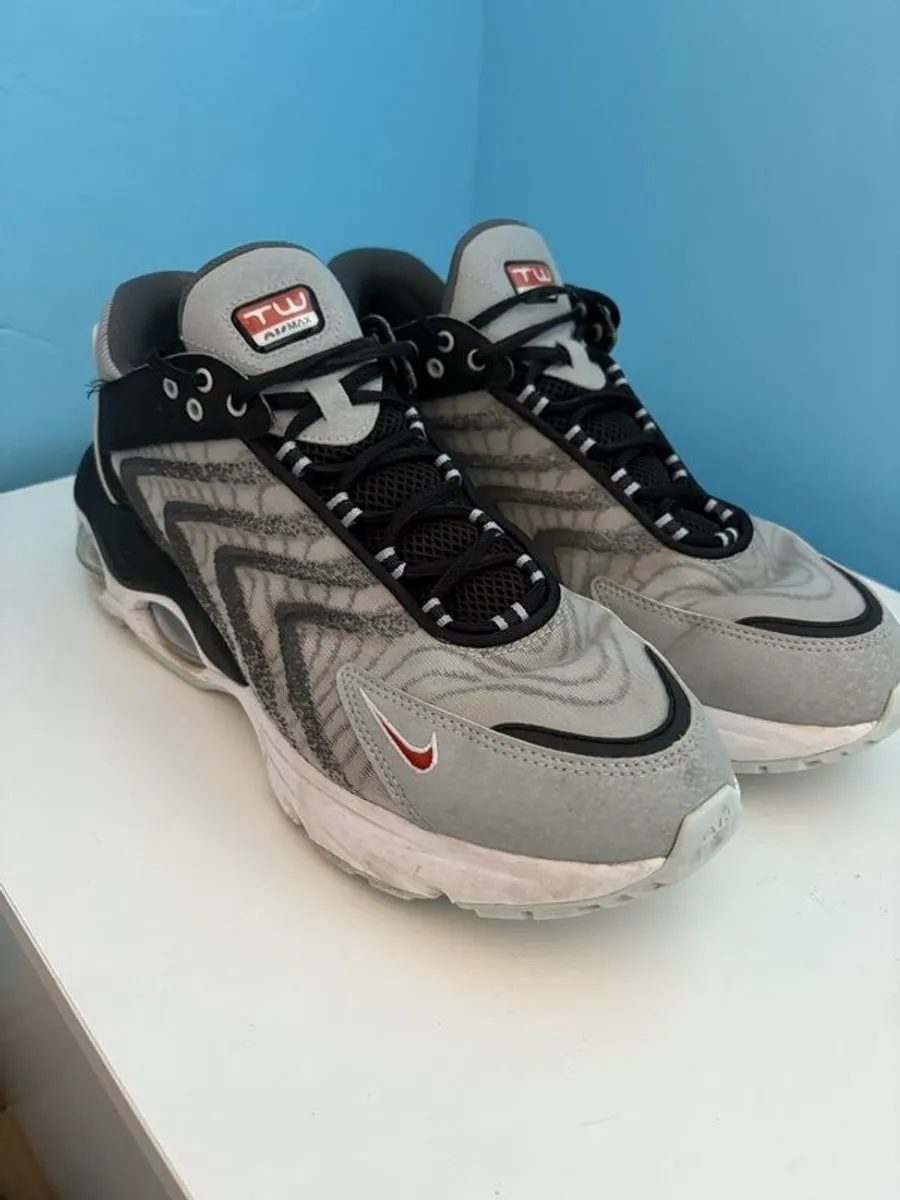 Nike TW Air Max Shoes - Image 2
