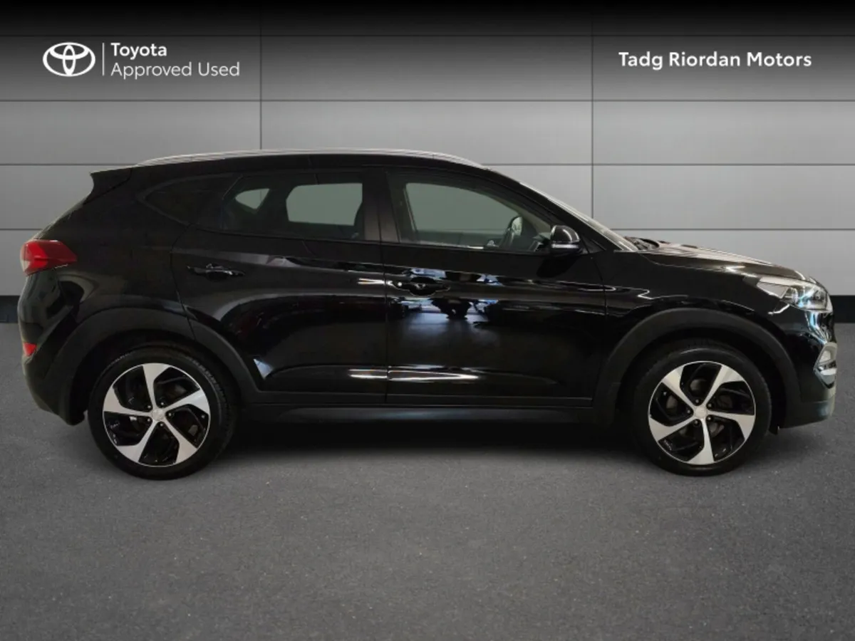 Hyundai Tucson EXECUTIVE SE 5DR - Image 3