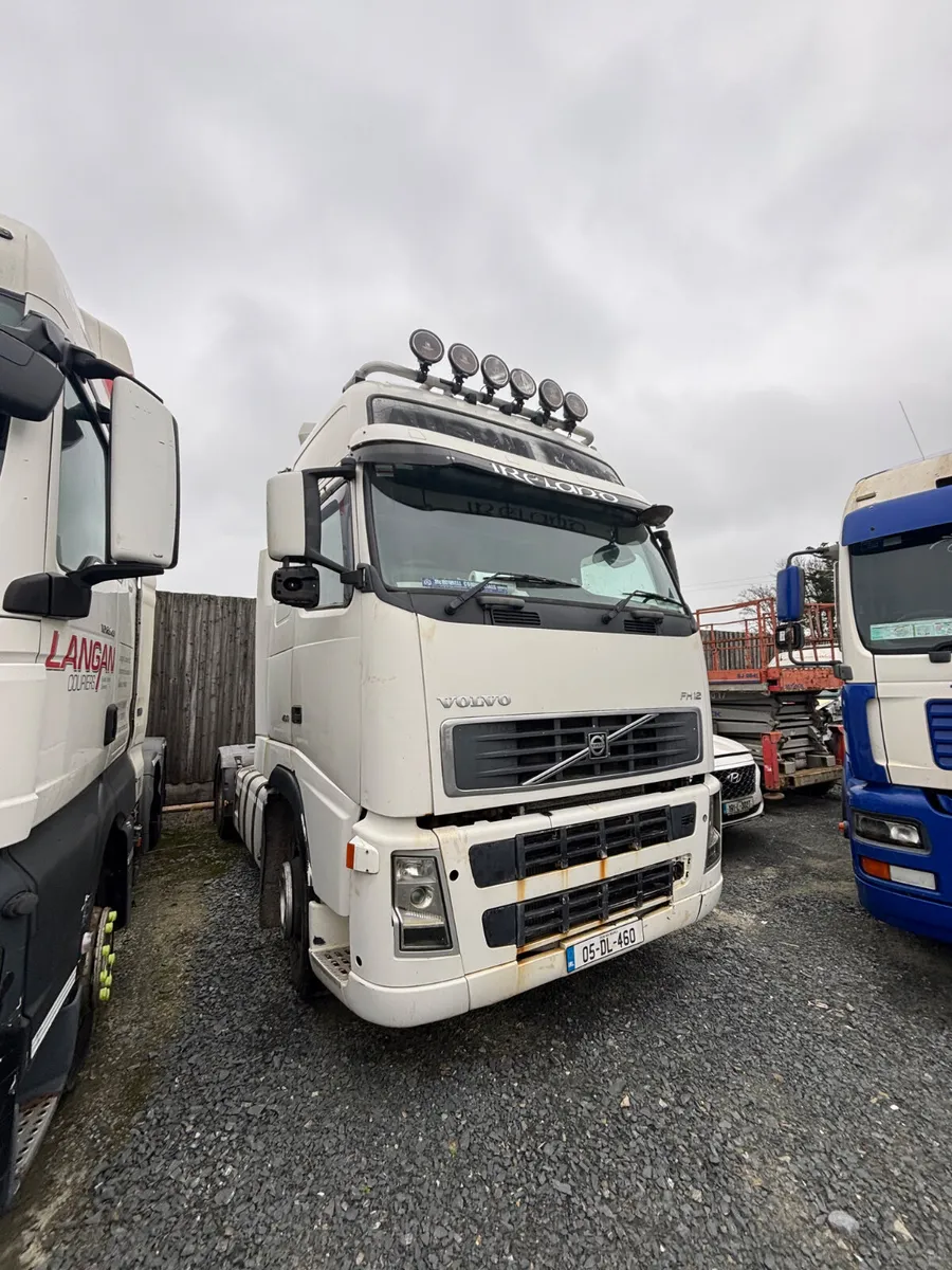 2005 VOLVO FH - Image 1