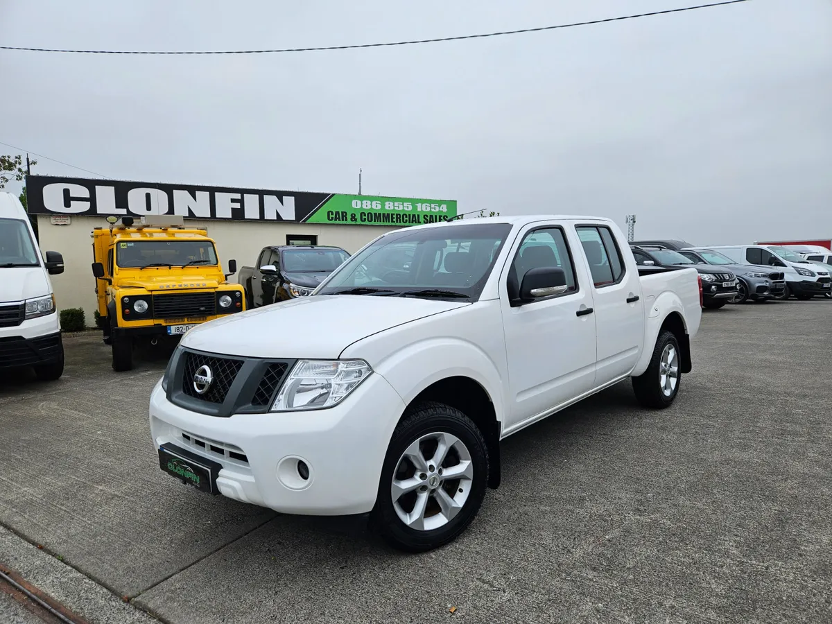 2015 NISSAN NAVARA 2.5L 6 SPEED - Image 1