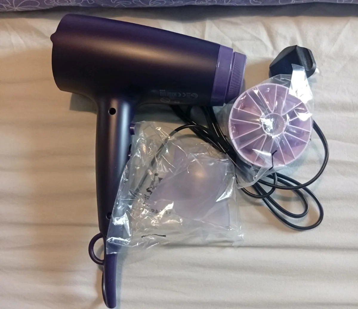 Philips Hair dryer (New) - Image 4