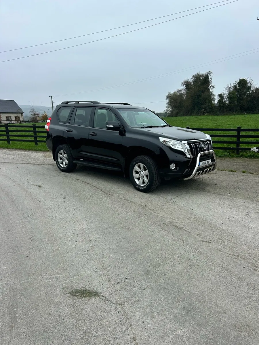 Toyota Land Cruiser business class - Image 1