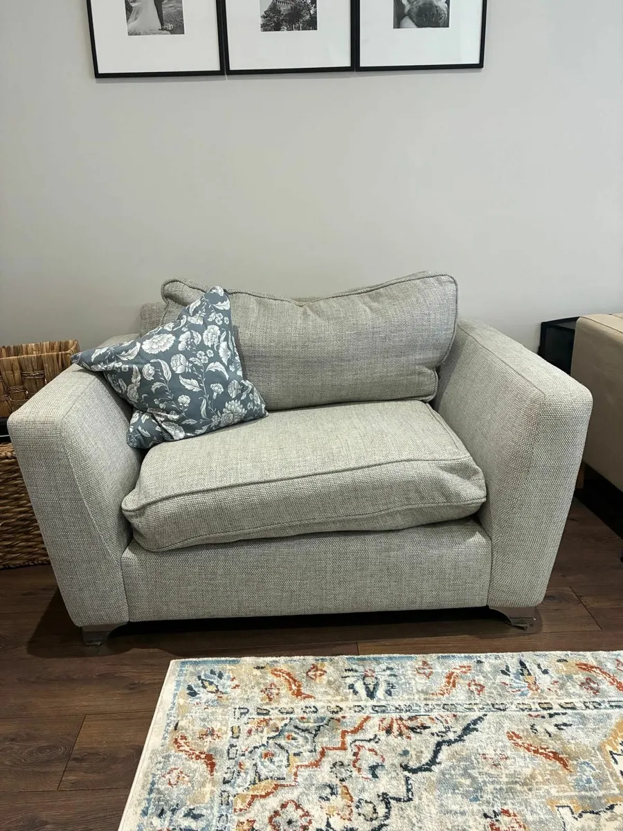 CUDDLER ARMCHAIR 1.5 SEATER - Image 2
