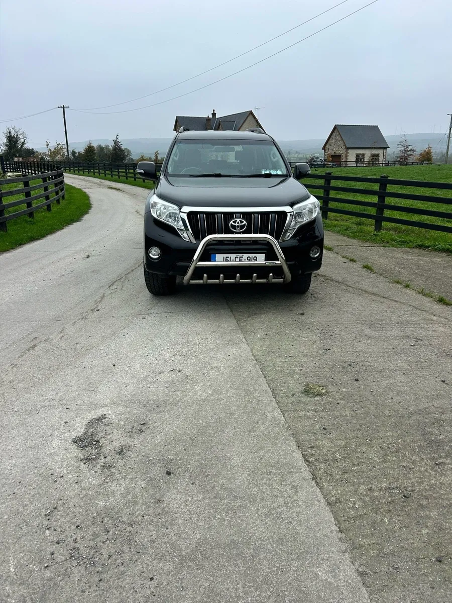 Toyota Land Cruiser business class - Image 2