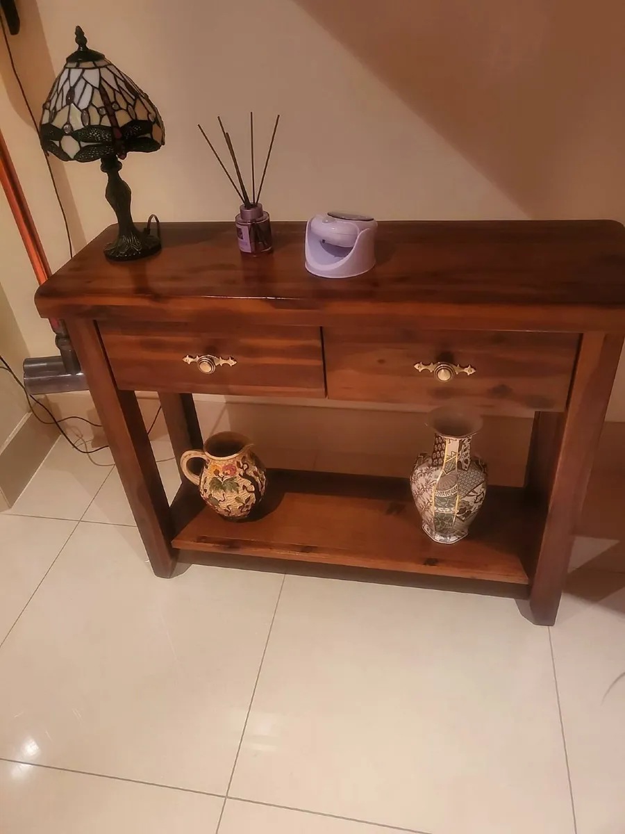console table - Image 1