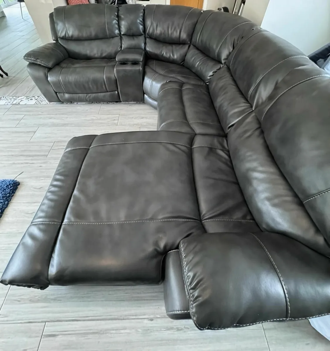 Large Corner Recliner Sofa with Storage - Image 4