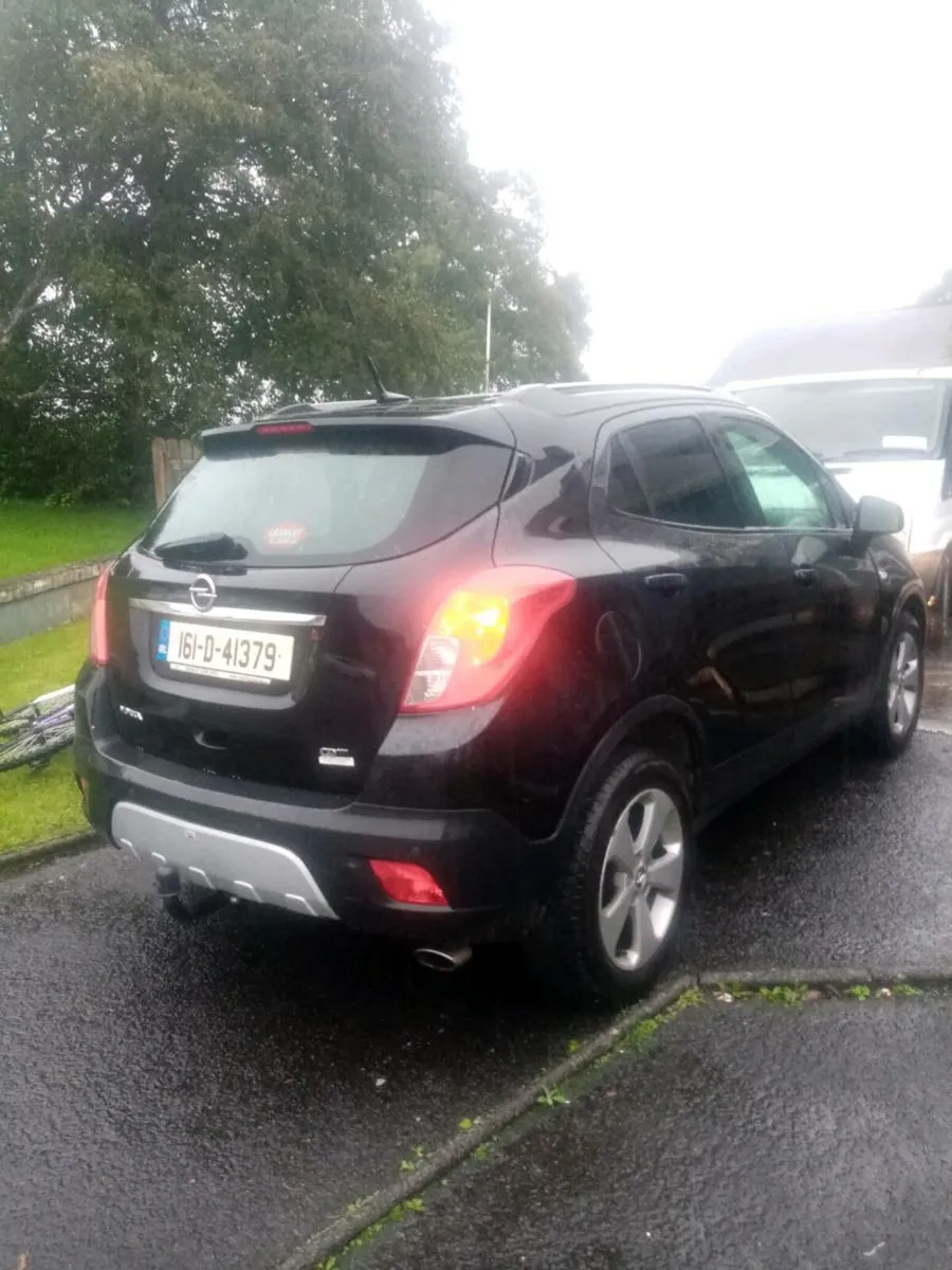 2016 opel mokka commercial and 2012 nissan qashqai - Image 3