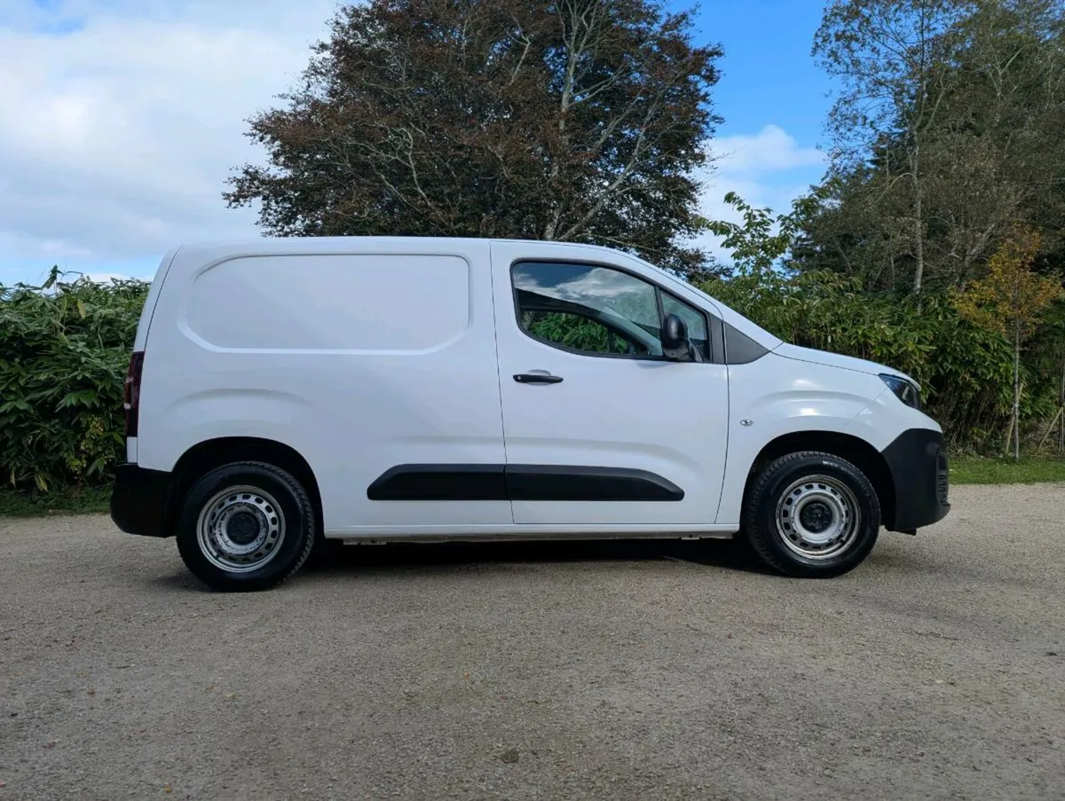 Peugeot partner only 29,000km - Image 1
