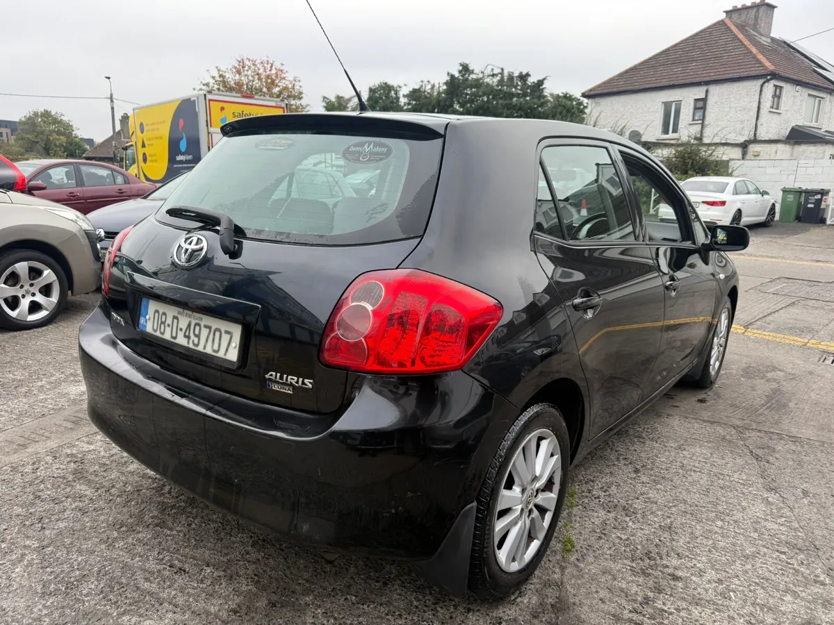 Toyota Auris 2008 - Image 3