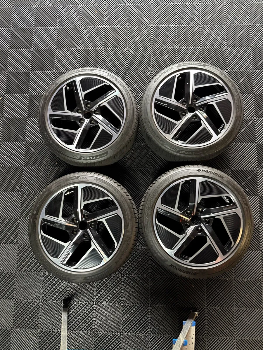 Audi GT e tron alloy wheels with new winter tyres - Image 1