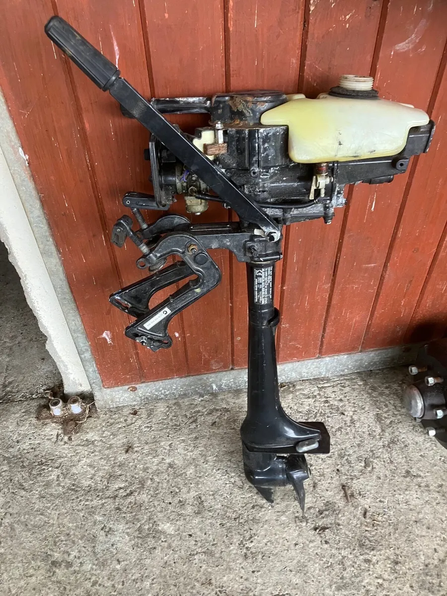 SUZUKI  2.5 HP OUTBOARD SPARES AND REPAIRS - Image 3