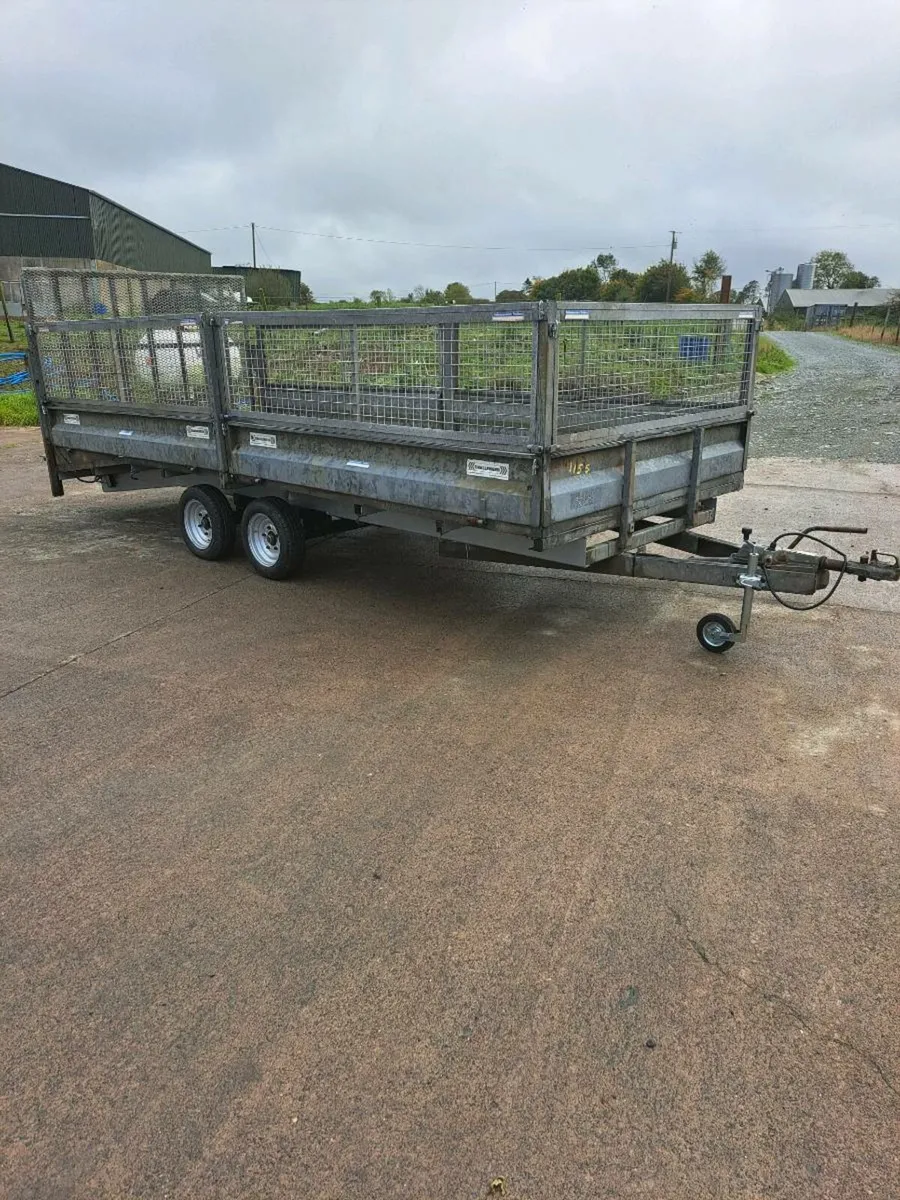 16ft beavertail trailer for sale - Image 1