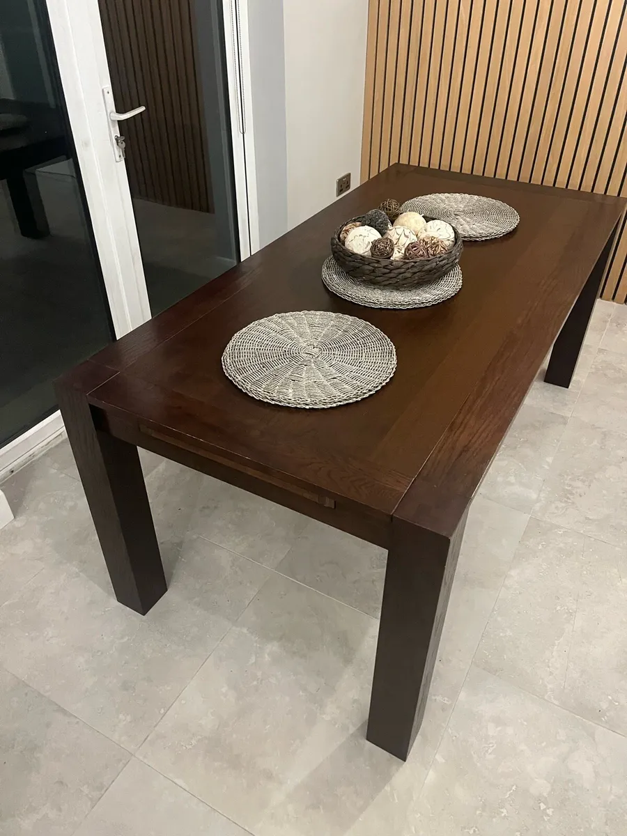 Dining room table - Image 2