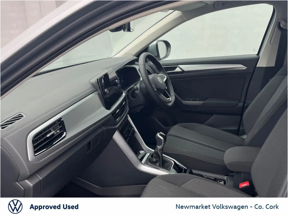 Volkswagen T-Roc Edition 75 2.0tdi M6F 116HP - Image 4