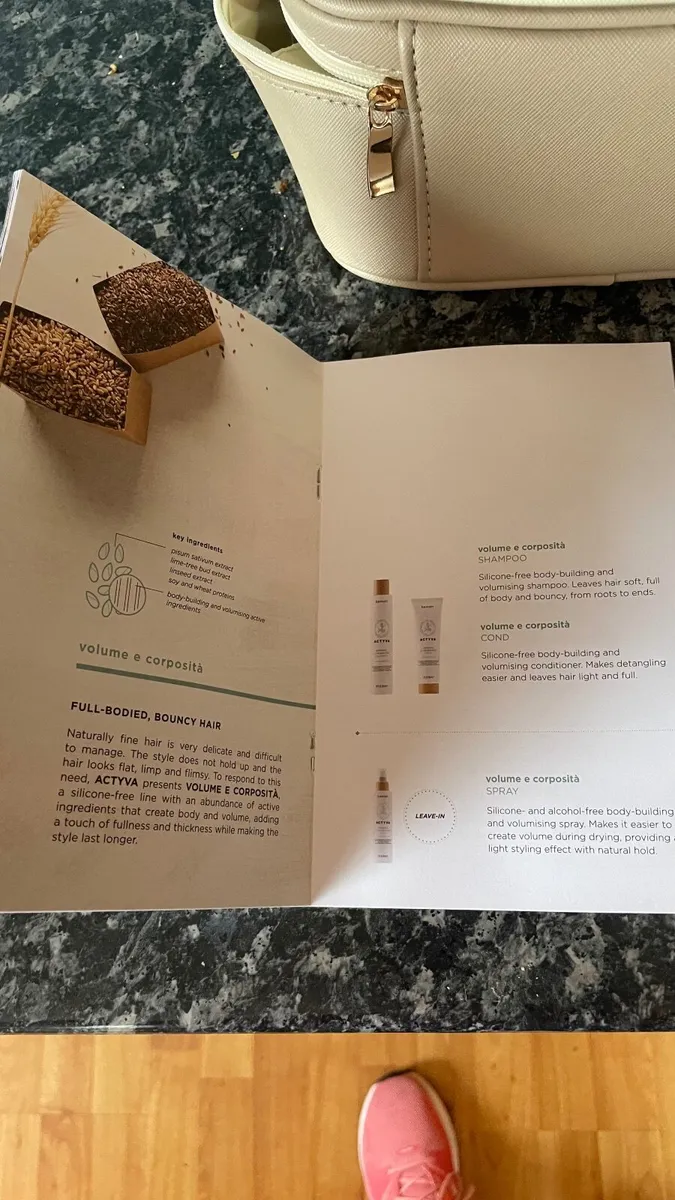 Hair  products with new case - Image 4