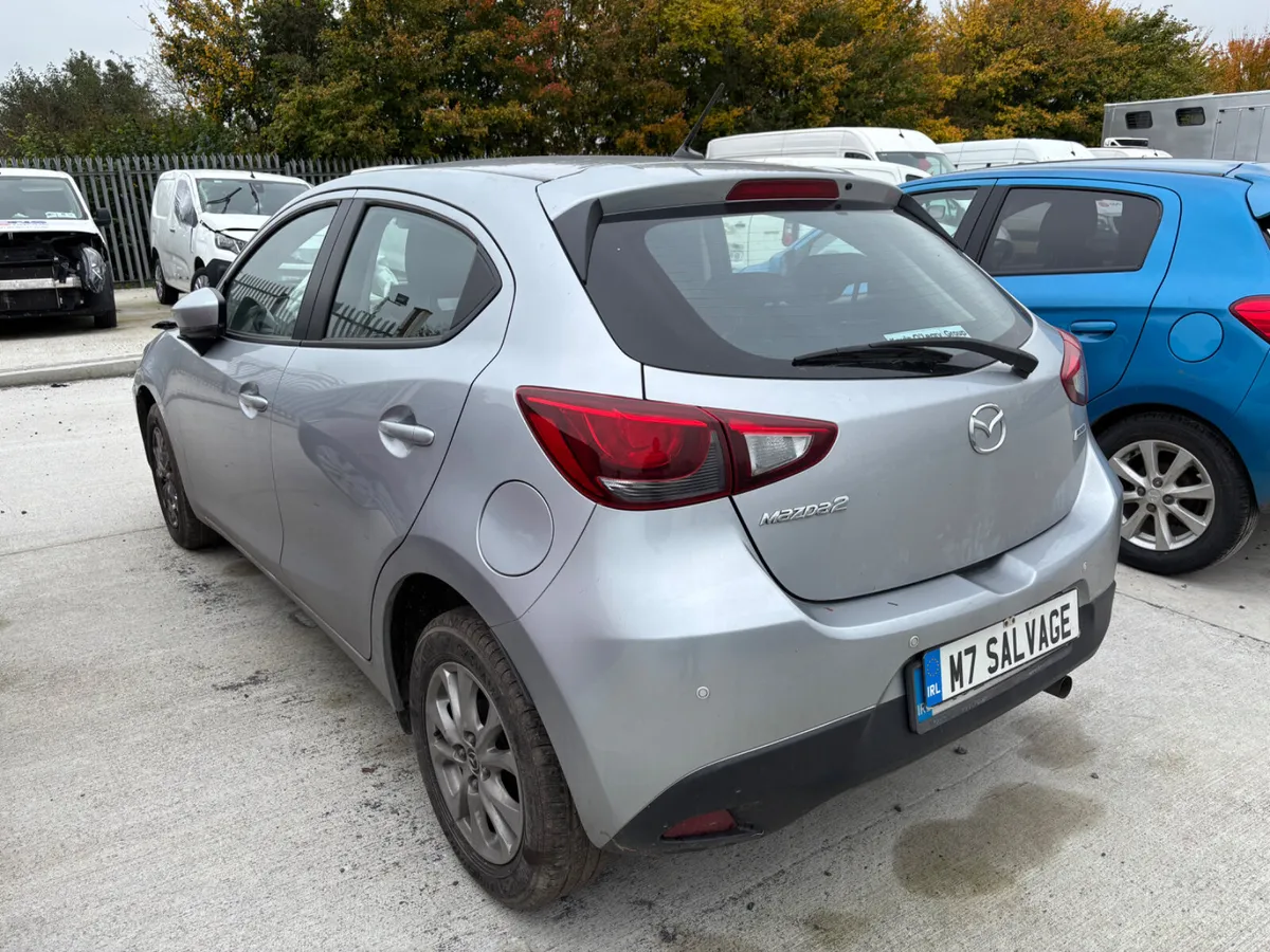19 Mits Colt Auto 70km Drives - Image 4