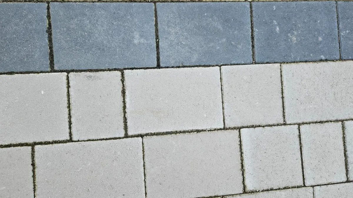 Castlepave Smooth Paving New - Birch &  Damson - Image 3