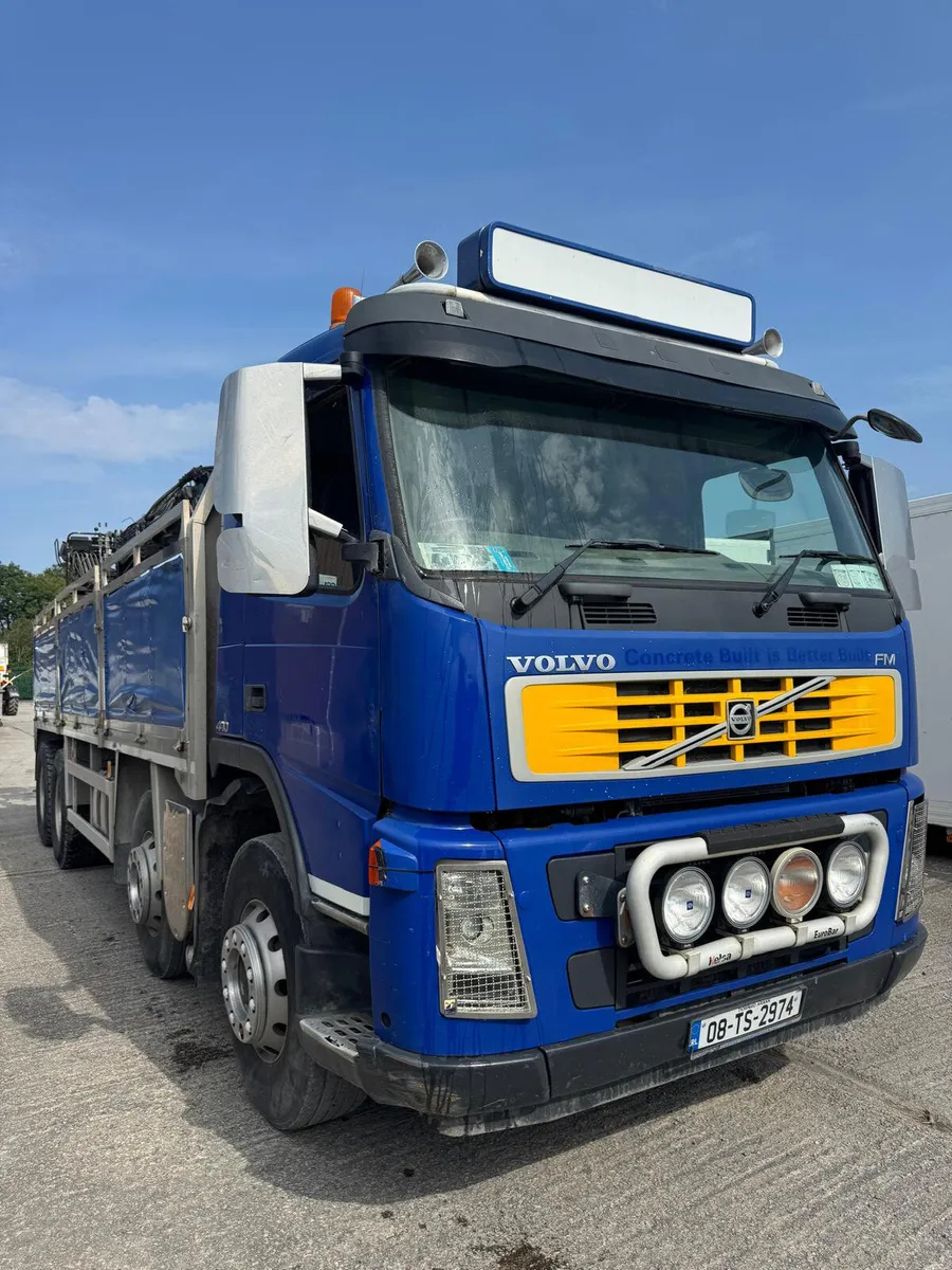 2008 VOLVO FM BLOCK TRUCK - Image 1
