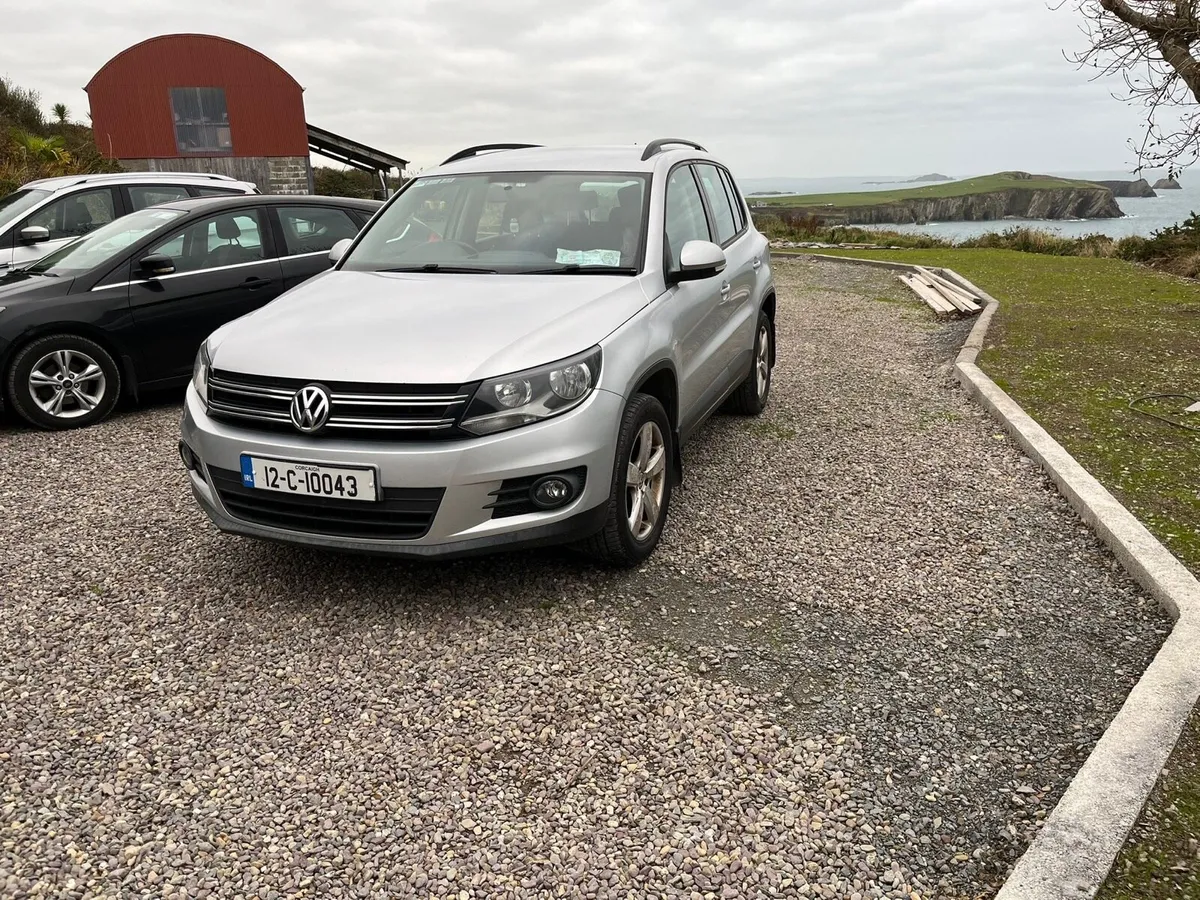 Volkswagen Silver Tiguan - Image 1