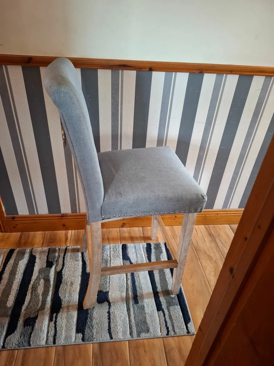 Kitchen stools - Image 2
