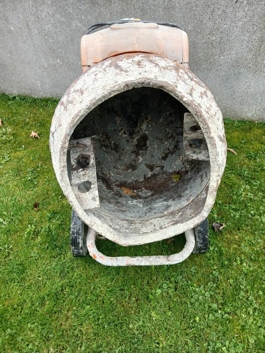 Cement Mixer - Image 4