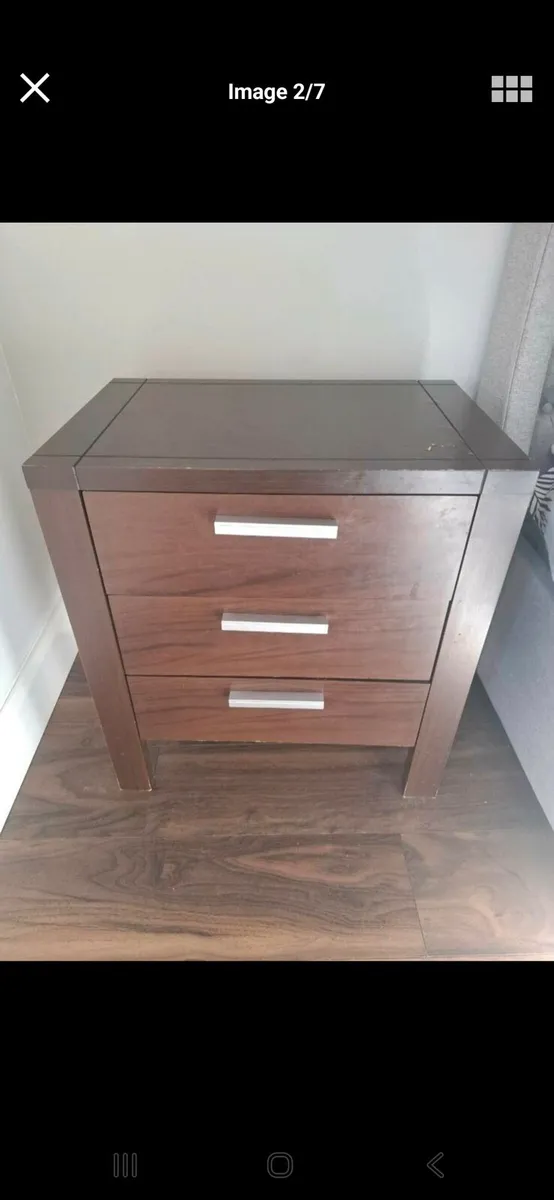 Single bed, mattress, 2 lockers 1 chest of drawers - Image 2