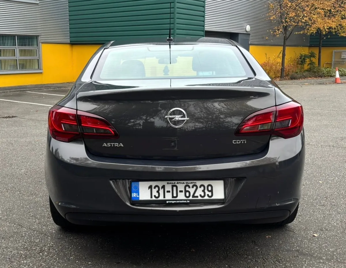 Opel Astra  1.7 CDTI Low Kms - Image 4