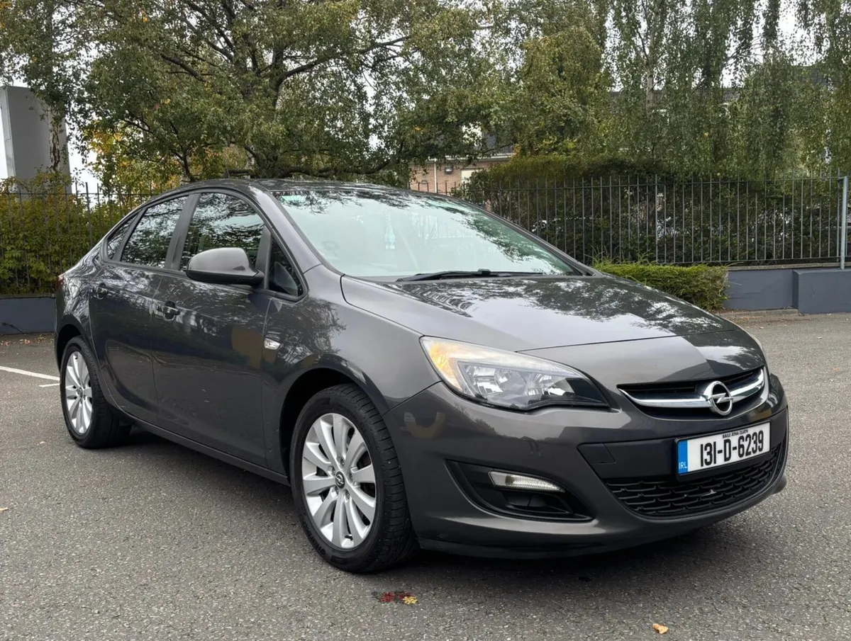 Opel Astra  1.7 CDTI Low Kms - Image 1