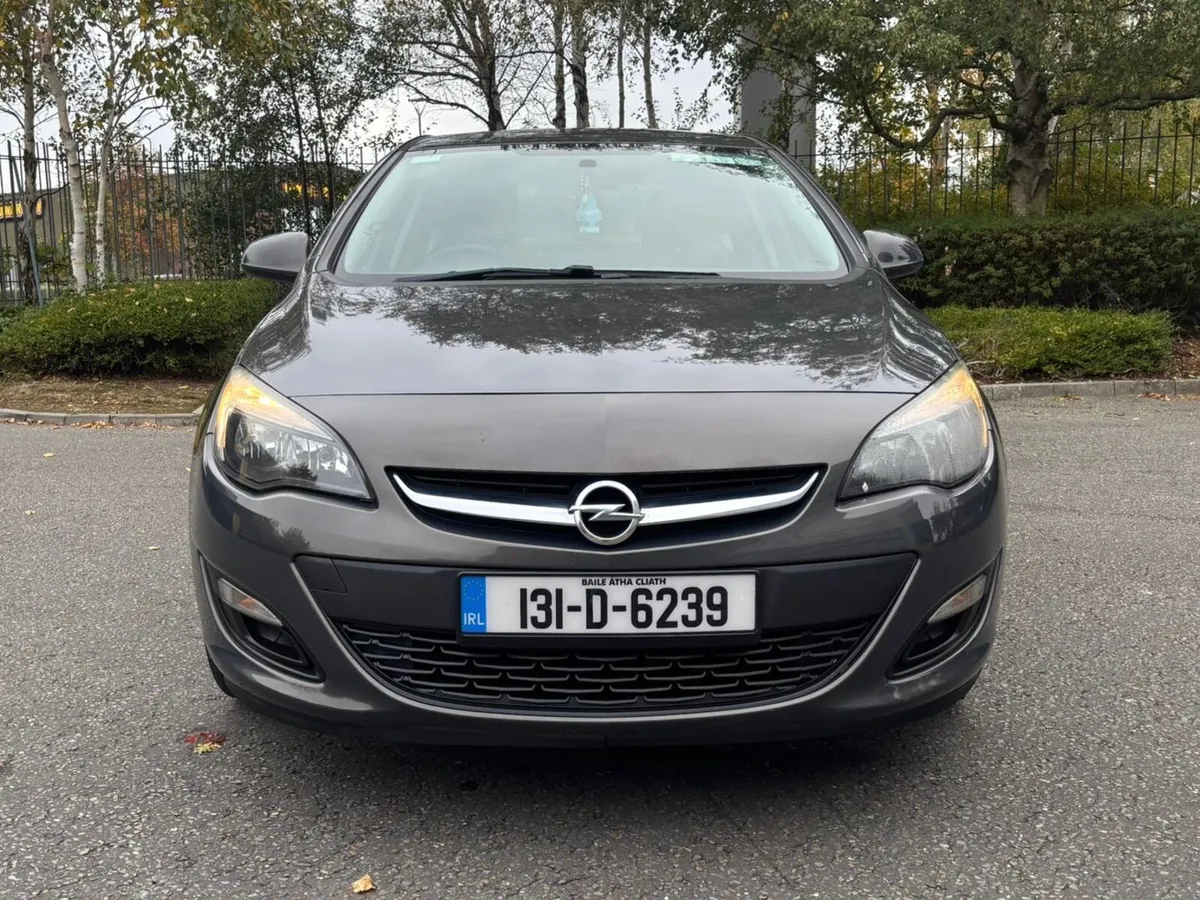Opel Astra  1.7 CDTI Low Kms - Image 3