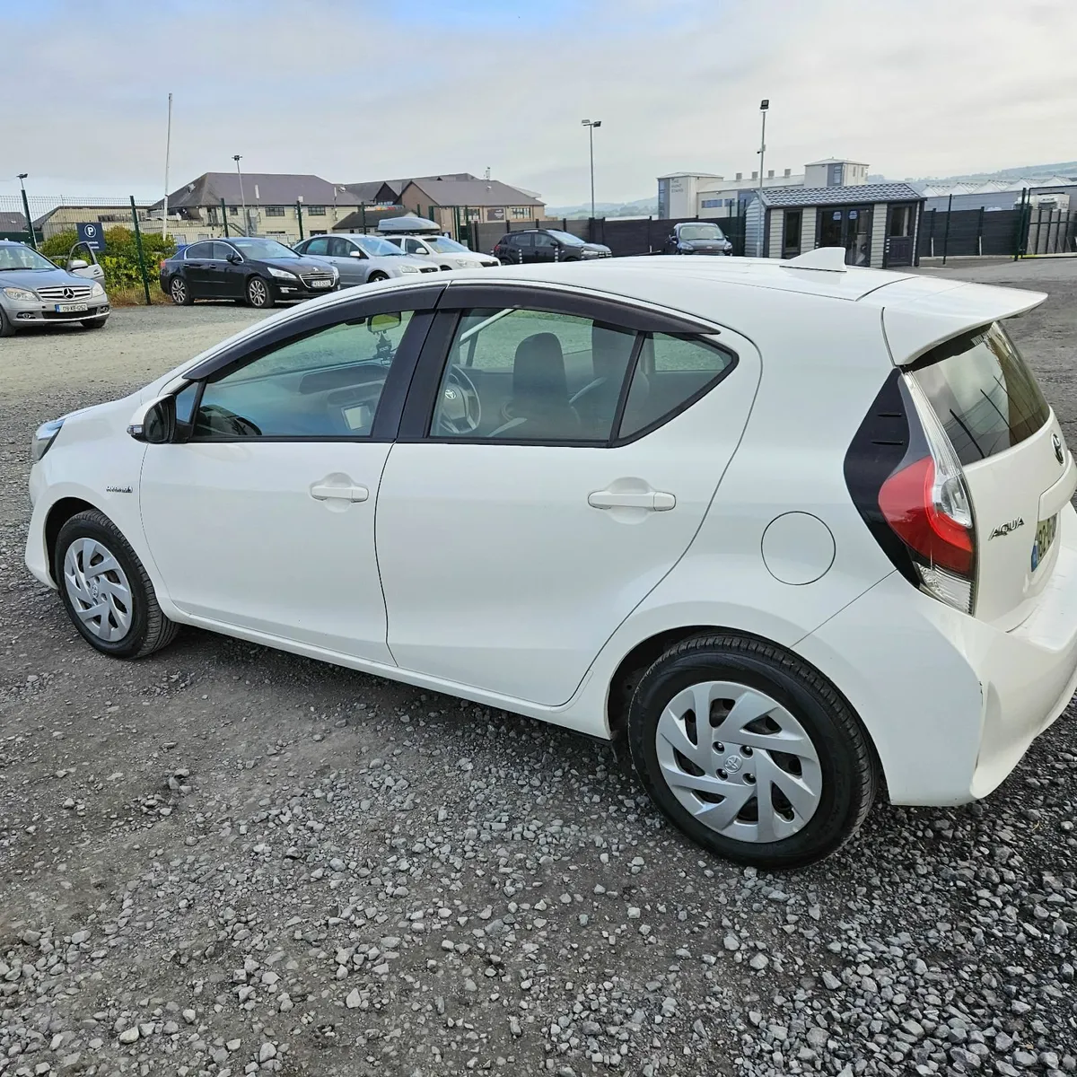 Toyota Aqua 2018 - Image 2