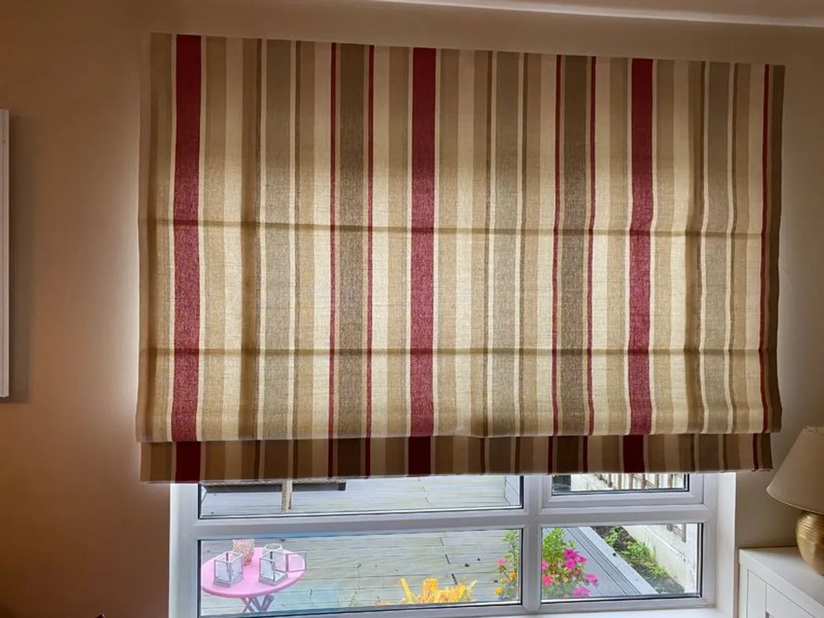Beautiful Laura Ashley Roman Blind - Image 2