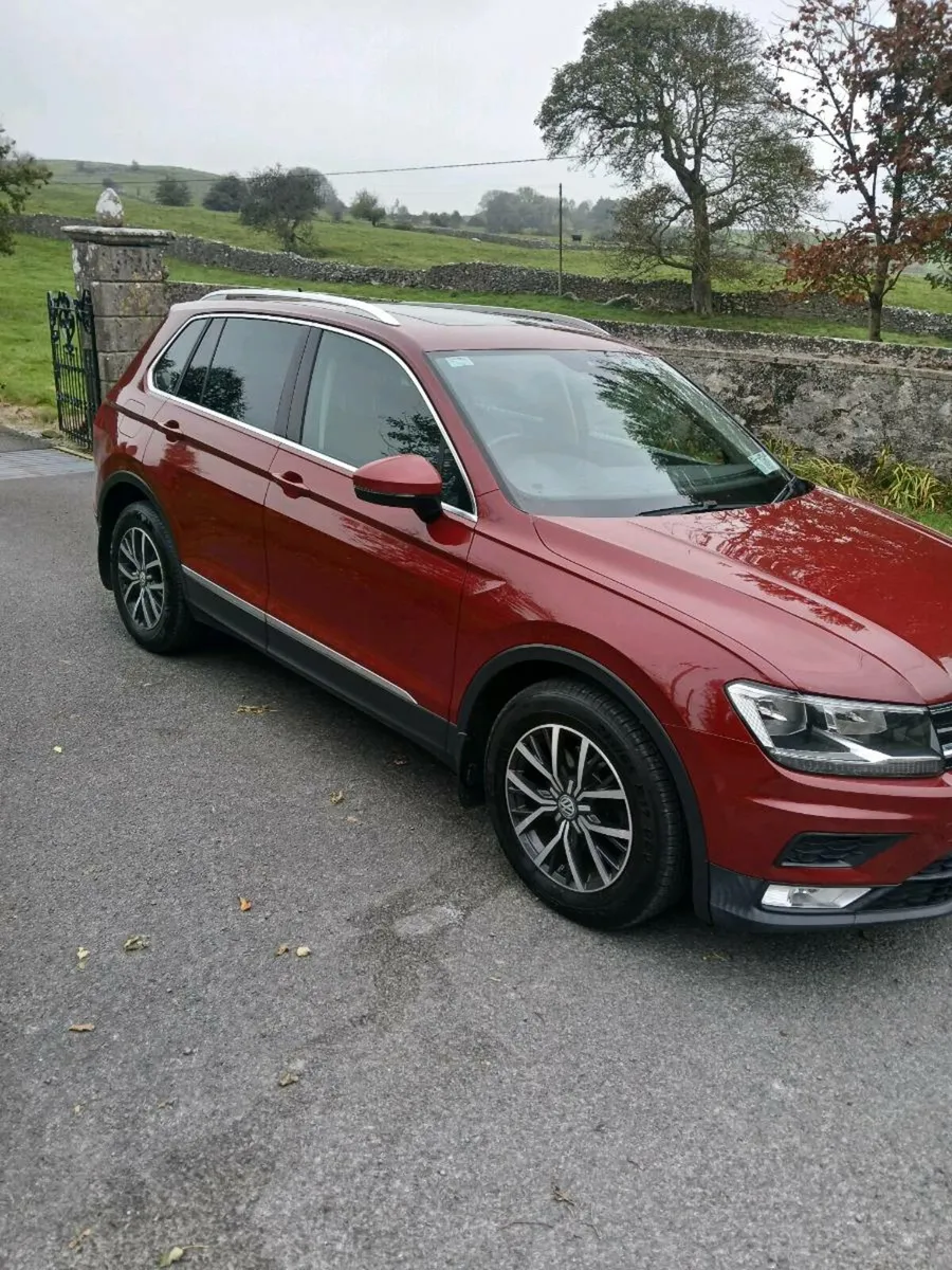 2017 VW Tiguan - Image 2