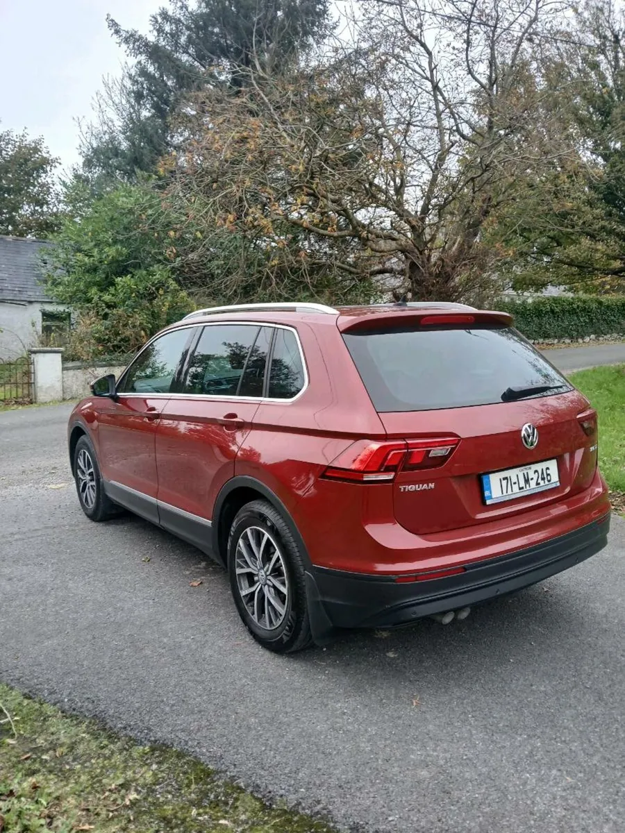 2017 VW Tiguan - Image 4