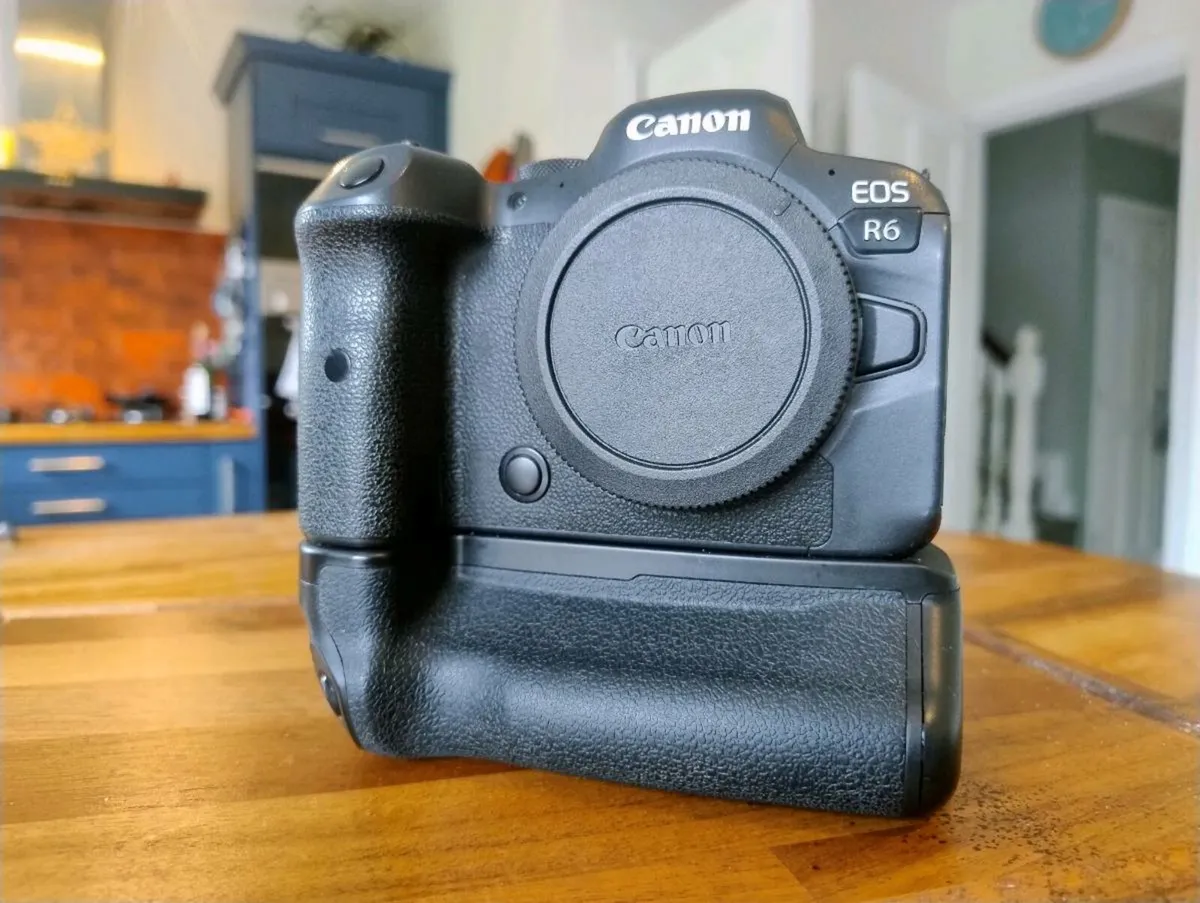 Canon R6 & Accessories - Image 1