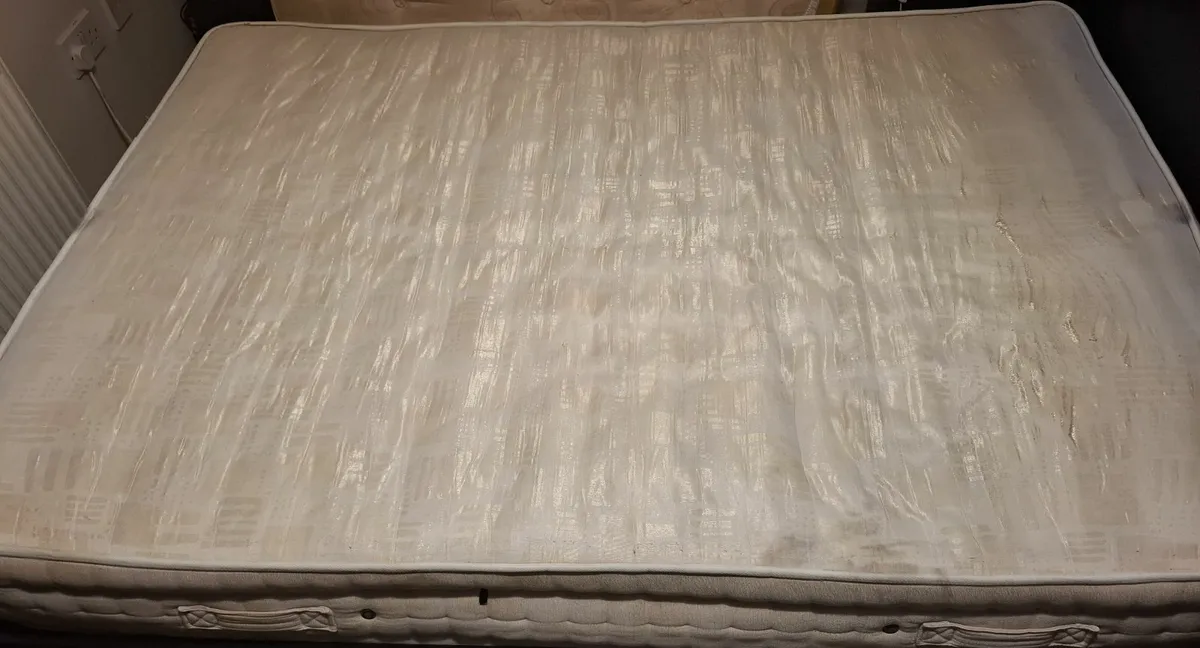 Double bed matress 135cm×190cm - Image 1