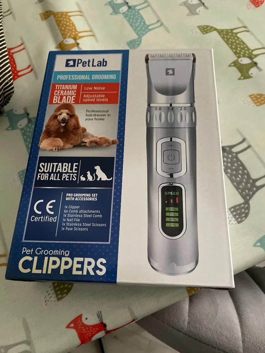 Pet clippers