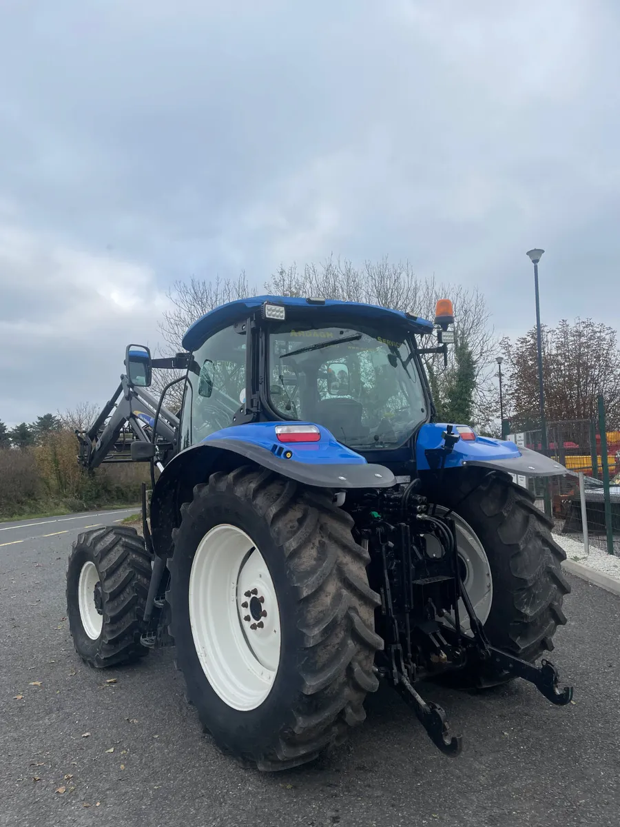 New Holland T6020 - Image 4