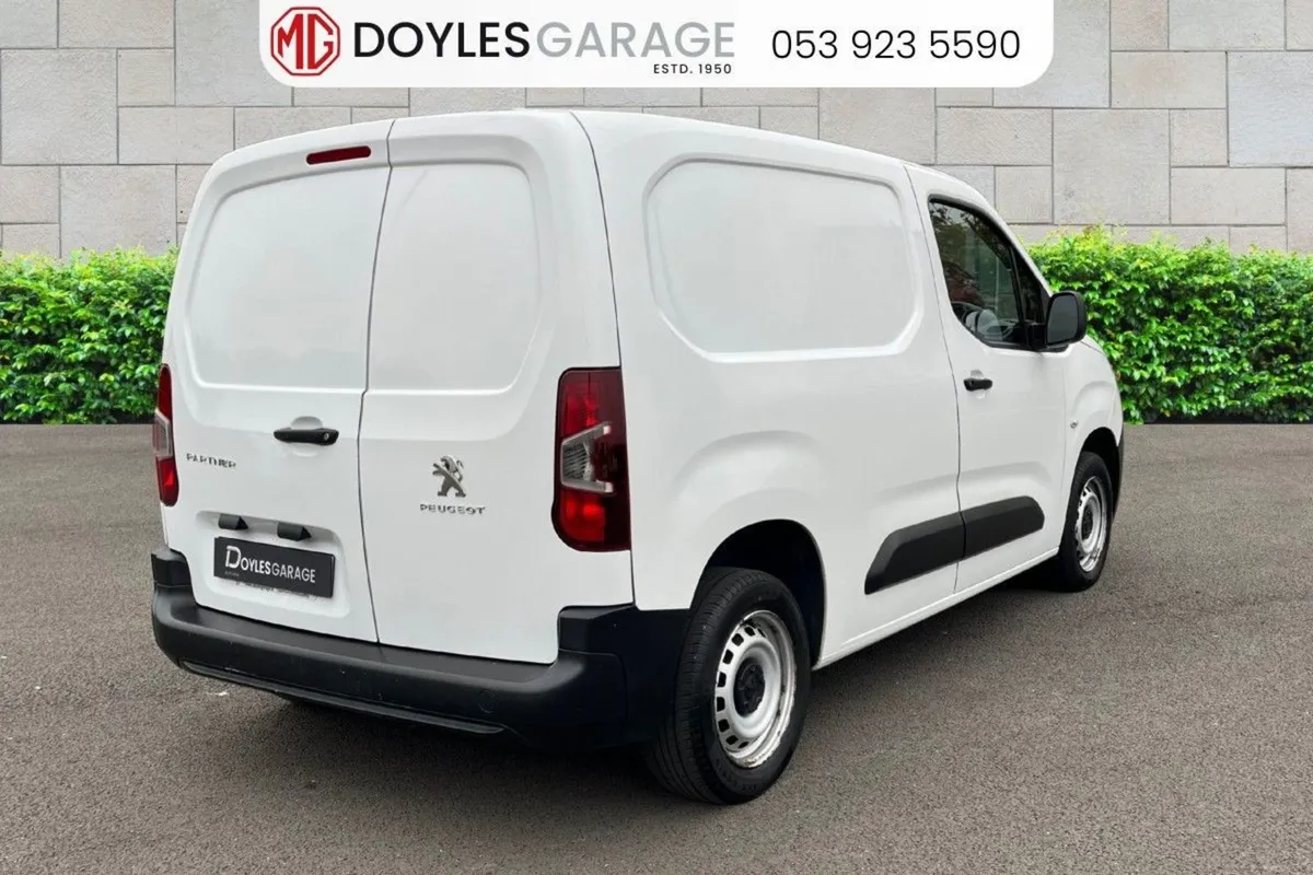 Peugeot Partner Active  vat Docket - Image 3