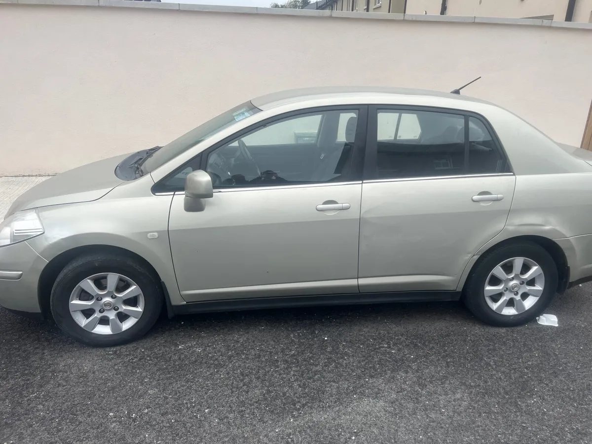 Nissan Tiida 2008 - Image 4