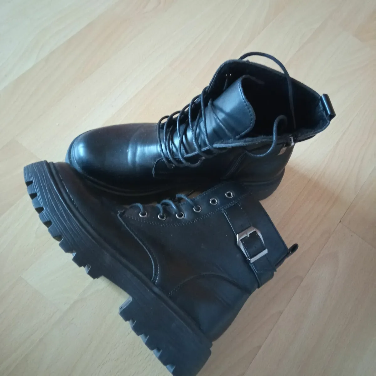 Ladies Boots - Image 1
