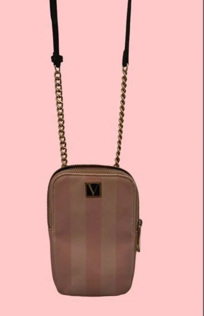 Ladies Victoria Secret’s Mini Bag.. - Image 1