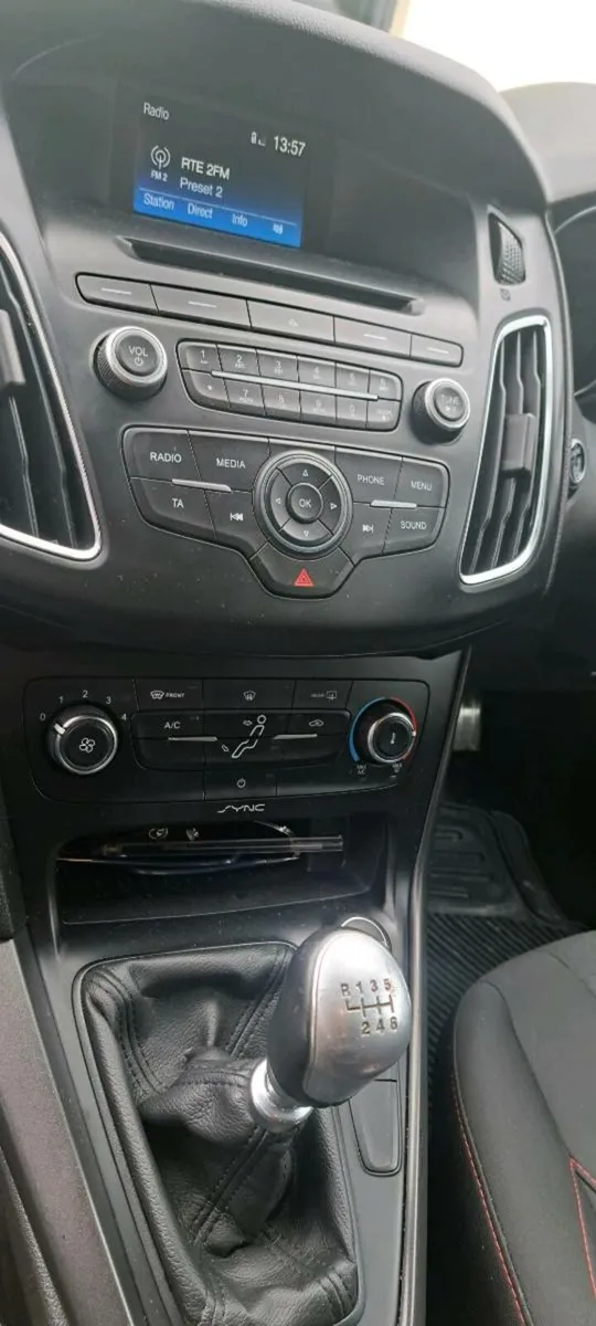 2017 Ford Focus St Line 1.5 - Image 4