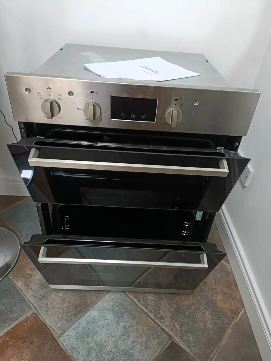 Oven - Image 2